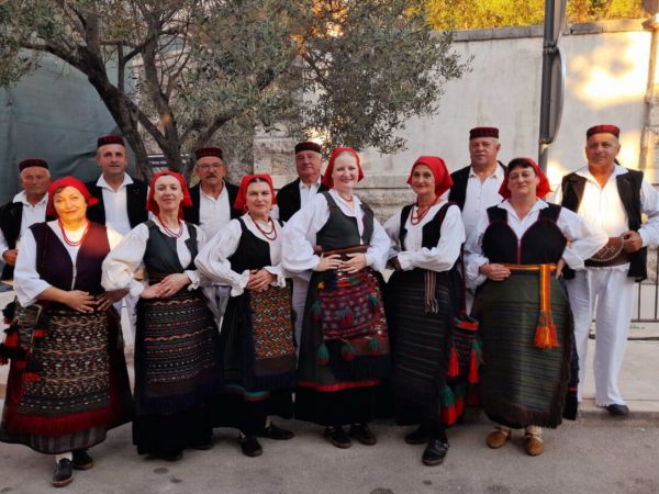 GOSTOVANJE FA “DR. ANTE STARČEVIĆ” NA BUKOVAČKOJ VEČERI