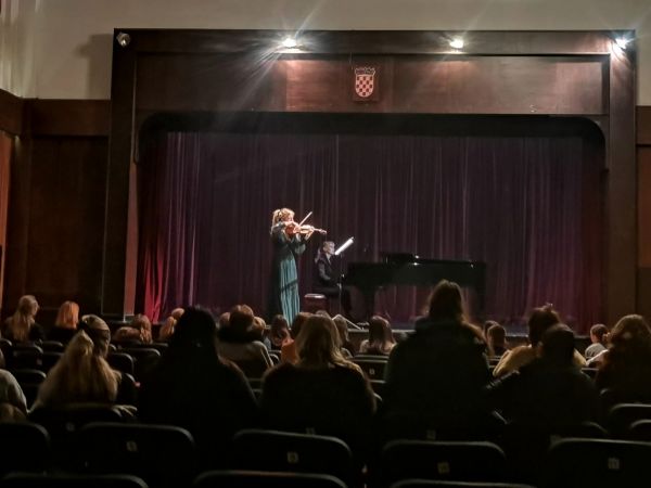 GLAZBENE KATEDRALE FRANCUSKE