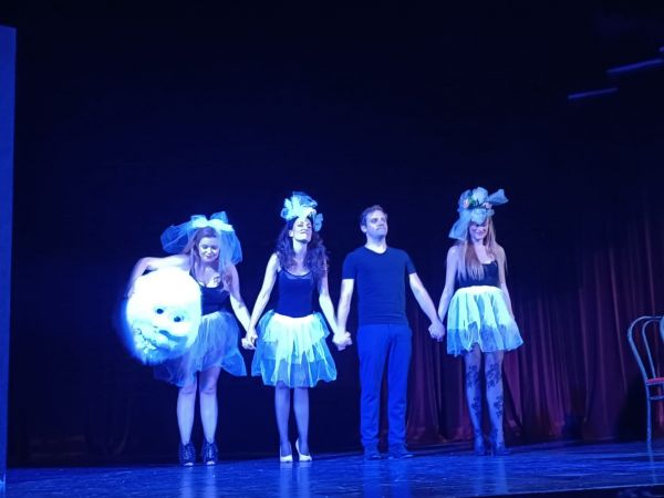 NEVJEROJATAN DOGAĐAJ! U GOSPIĆU GOSTOVAO TEATAR EXIT